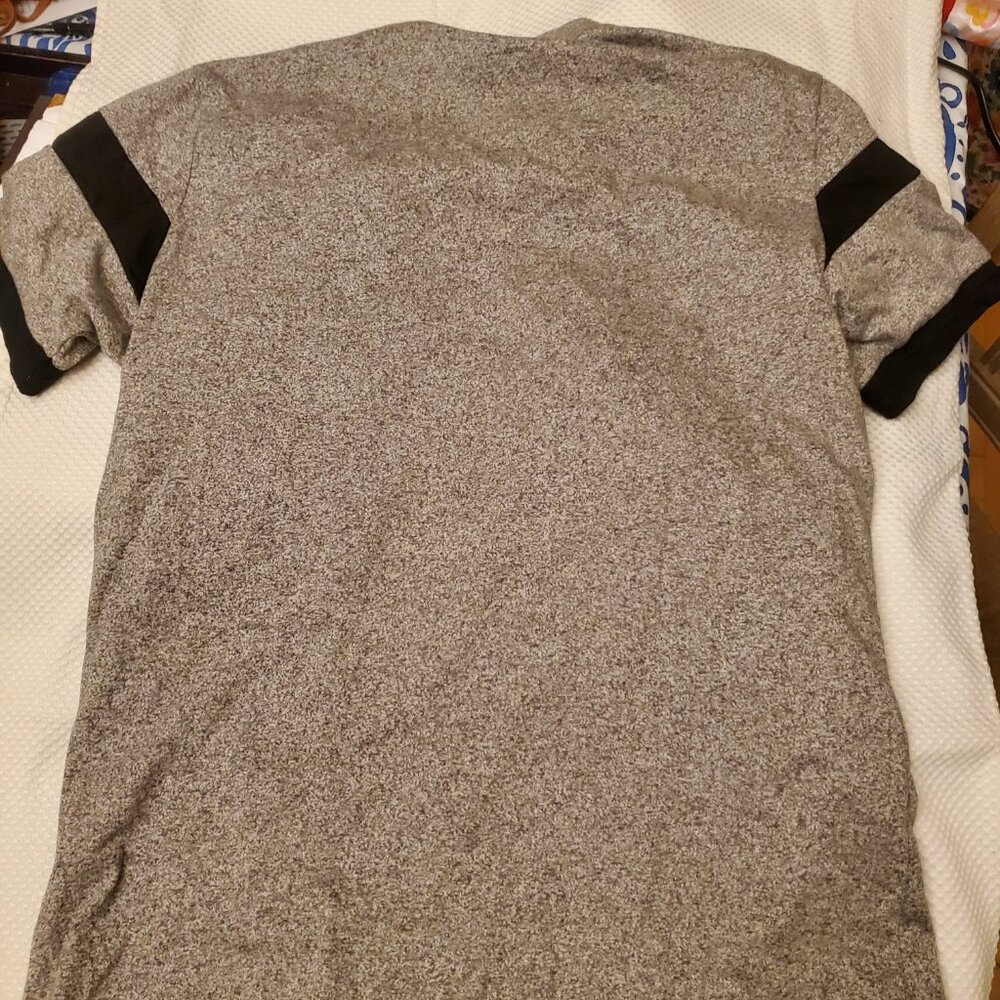 Ecko Unltd Gray Marled Graphic T-Shirt Large NWT Streetwear Tee - Picture 3 of 3